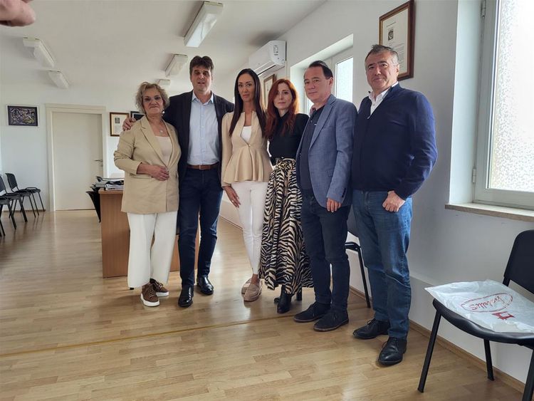 Gradolnačenik Valter Glavičić s gostima iz Vojvodine